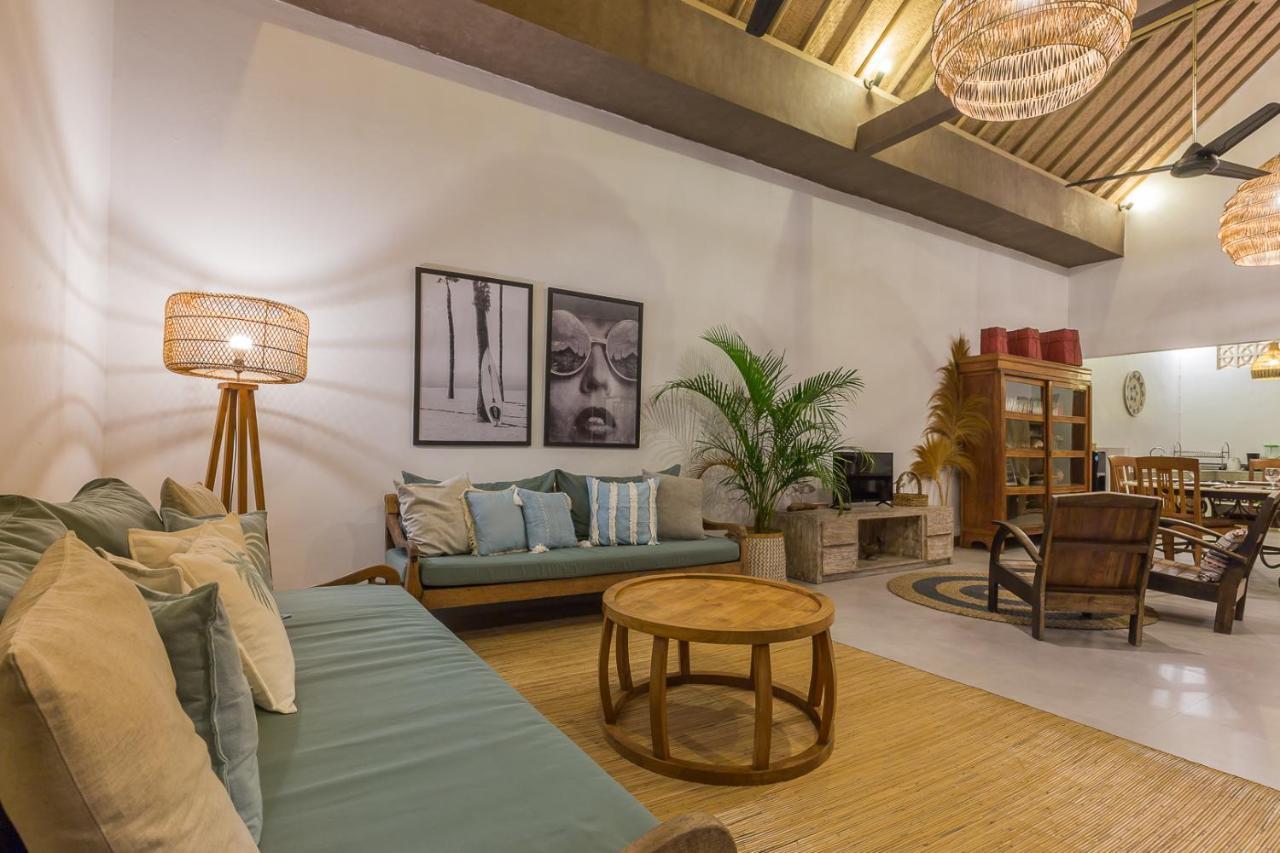 Pulesari 2 Bedrooms 세미냑 외부 사진